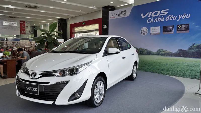 Đánh giá xe Toyota Vios 2020
